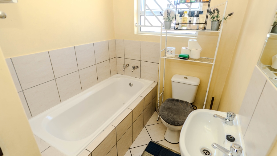 3 Bedroom Property for Sale in Sunset Glen Western Cape